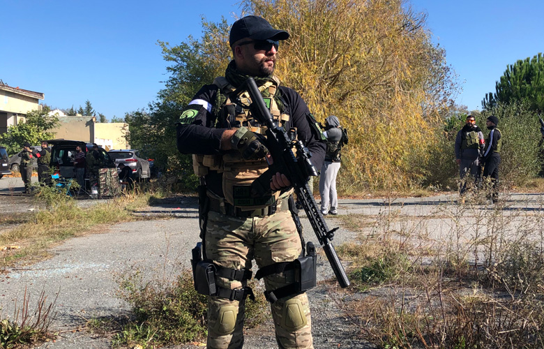 Airsoft şarjör değiştirme (Reload)