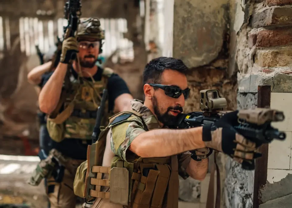 Telsiz kulaklığı ve iletişim